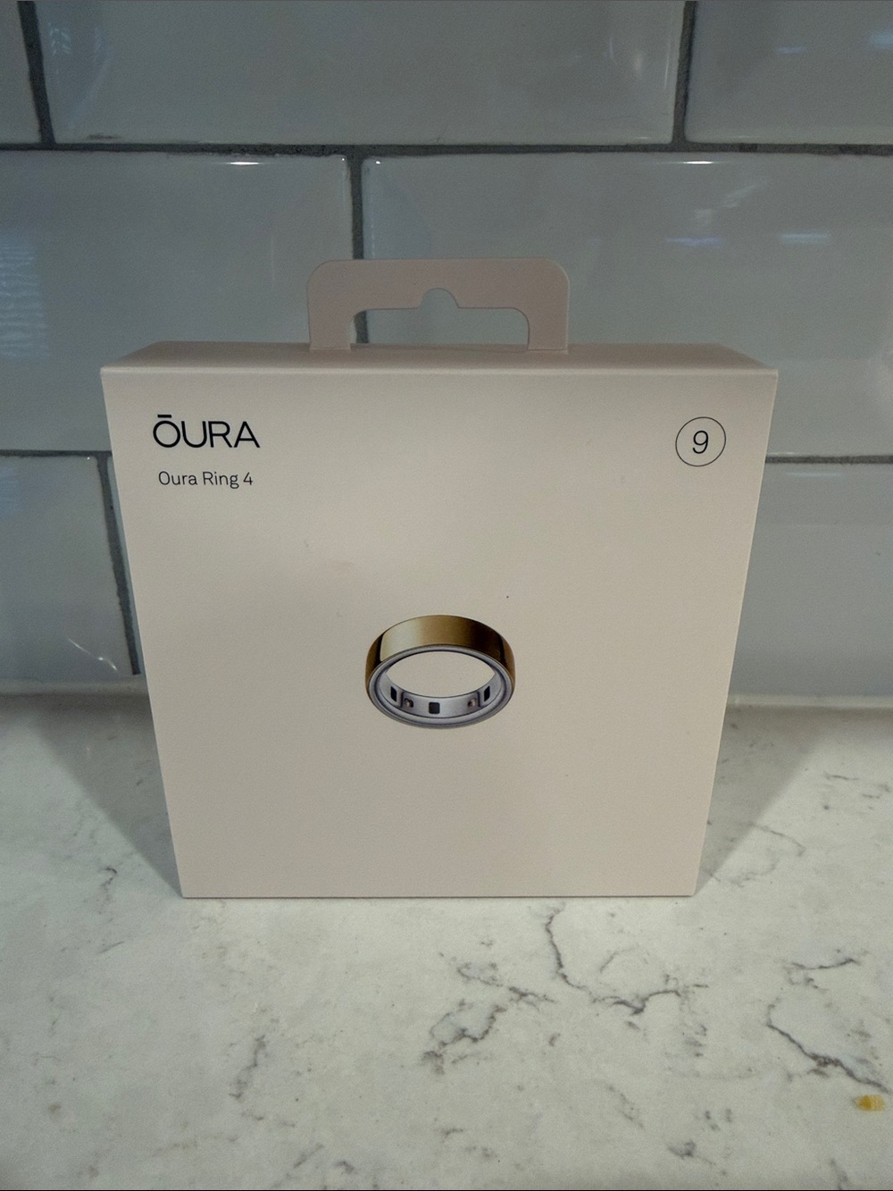 Oura Ring 4 Gold Smart Ring (Size 9)